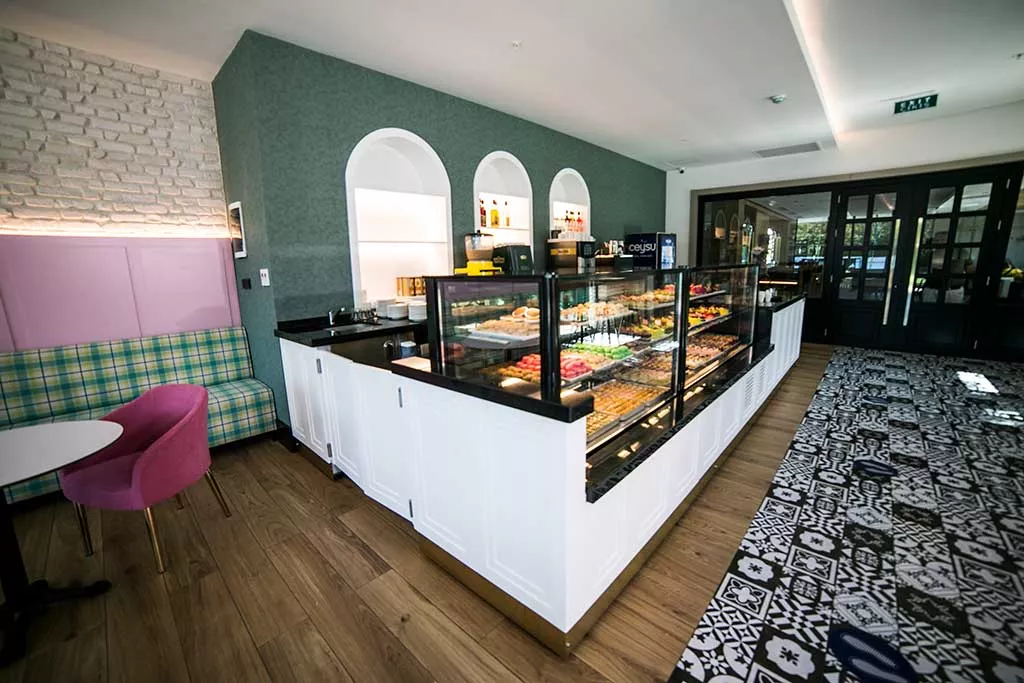 Patisserie Pine