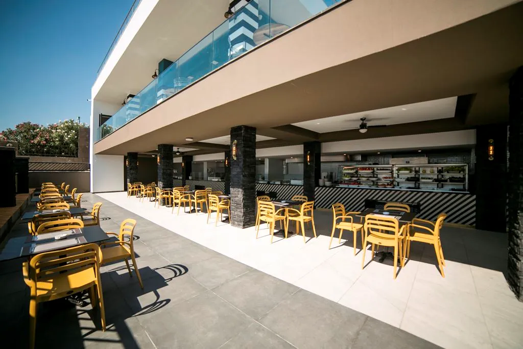 Marinas Snack & Bar