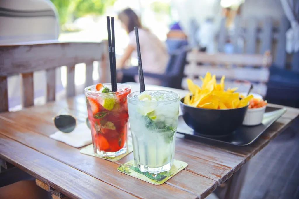 Alarga Pool Bar